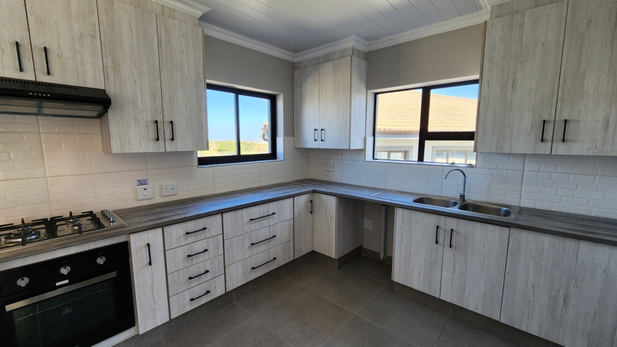 3 Bedroom Property for Sale in Dana Bay Western Cape